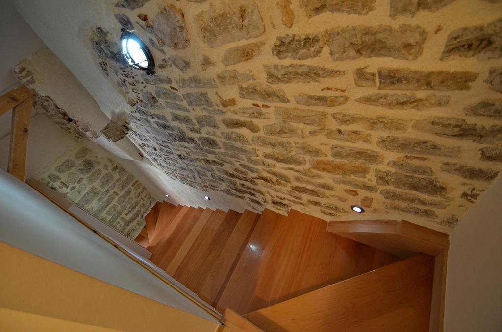 Historic Stone House * Cattaro